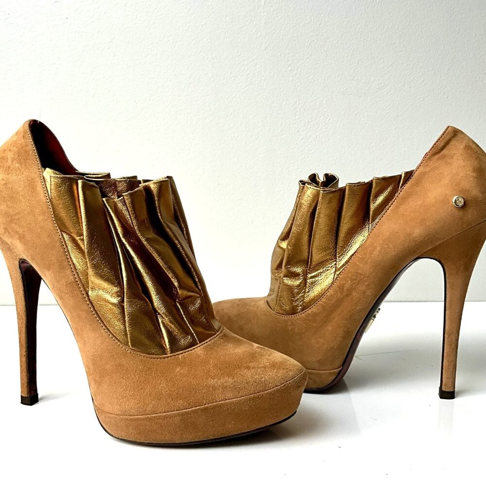 Cesare Paciotti Gold Suede Heels EU 39 Brandy-Bronzo 5'' Heel Italy